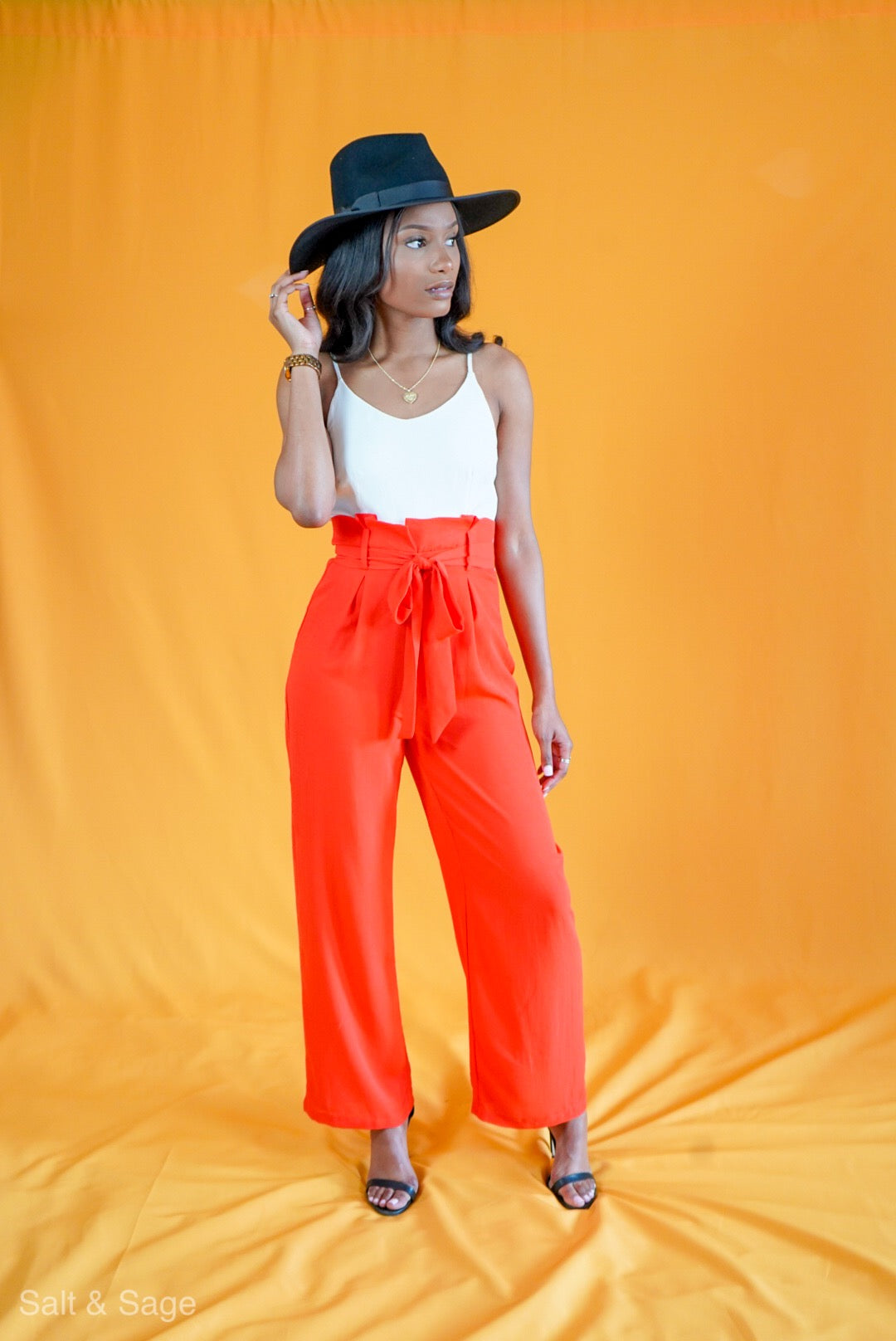 You need these Jumpsuit Feelz!   Effortlessly easy to style year round for any occasion.  95% polyester 5% spandex  Model is  5'7 wearing a small
