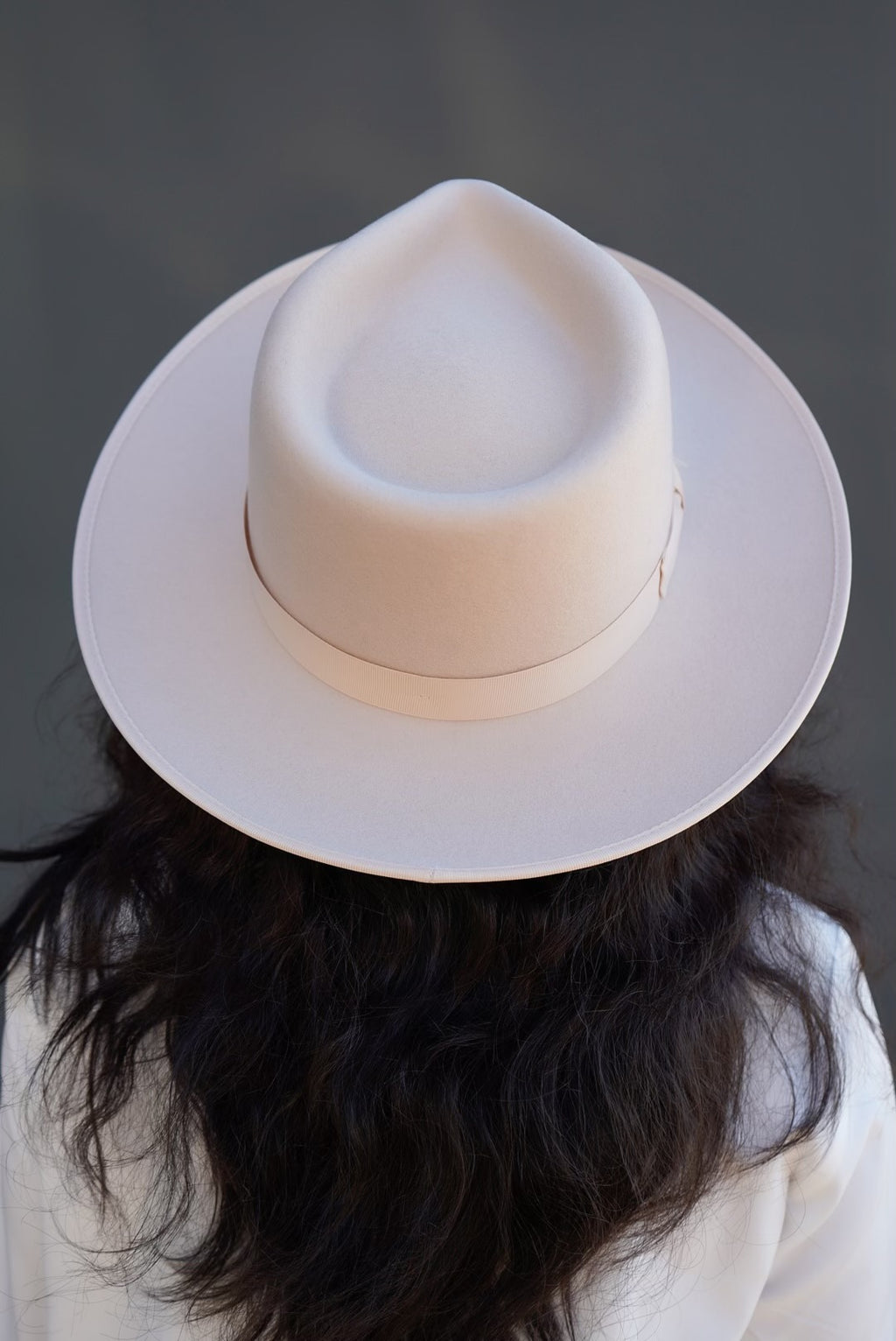 Monroe Rancher || Ivory