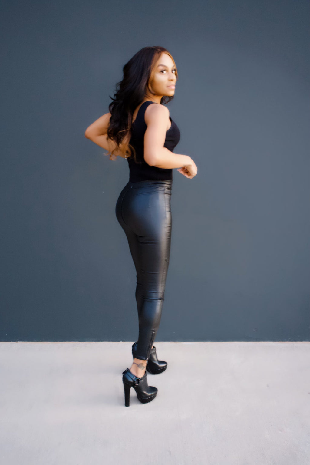 Get Me Bodied || Black