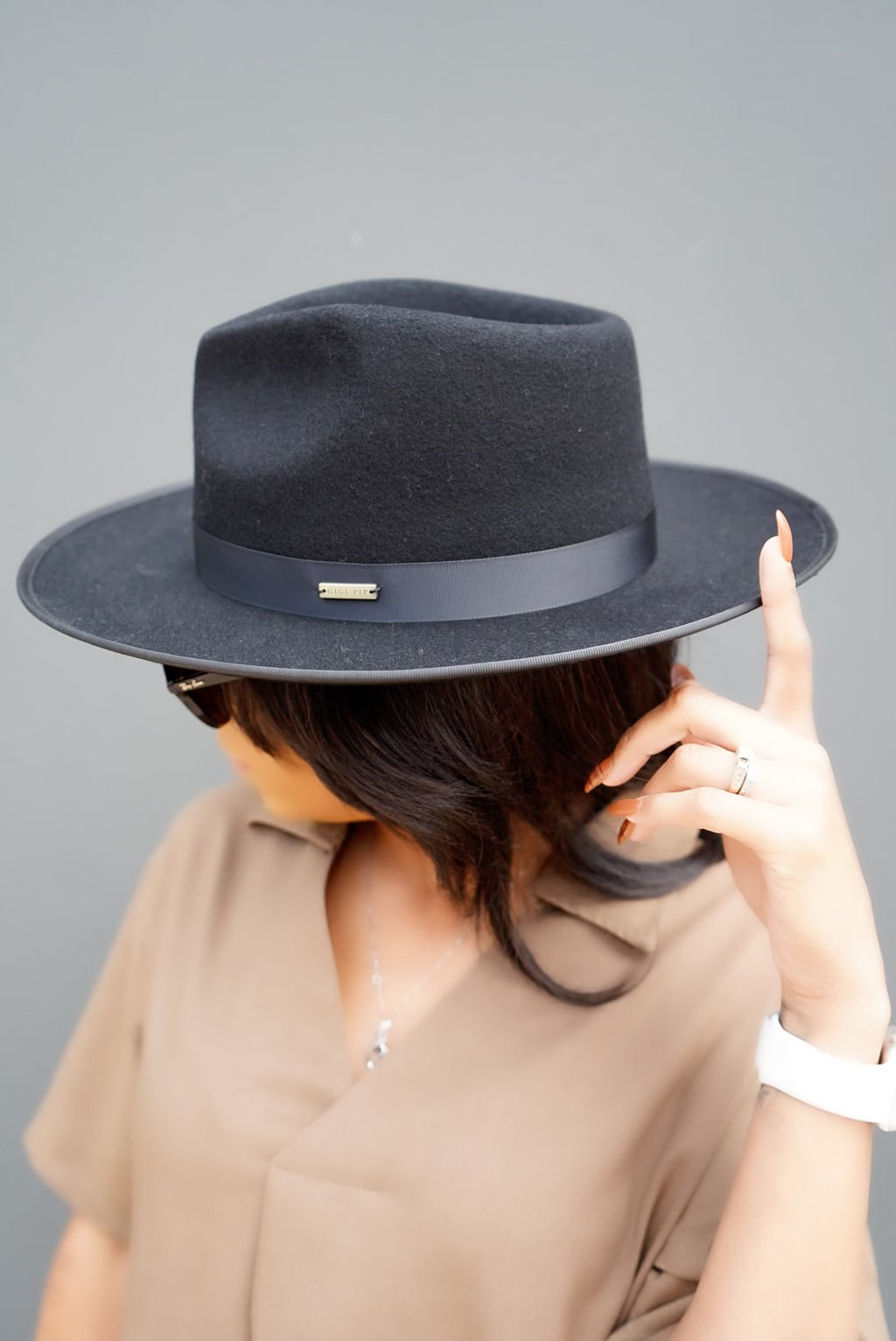 Monroe Rancher || Black